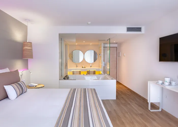 Отель Tigotan Lovers & Friends Playa De Americas - Adults Only Плая-де-лас-Америкас