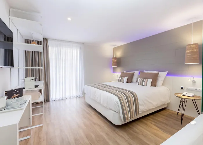 Tigotan Lovers & Friends Playa De Americas - Adults Only Отель 4*