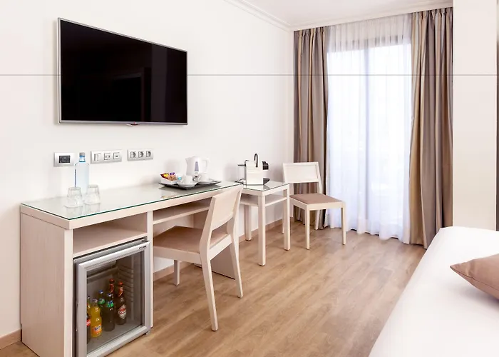 Отель Tigotan Lovers & Friends Playa De Americas - Adults Only Плая-де-лас-Америкас